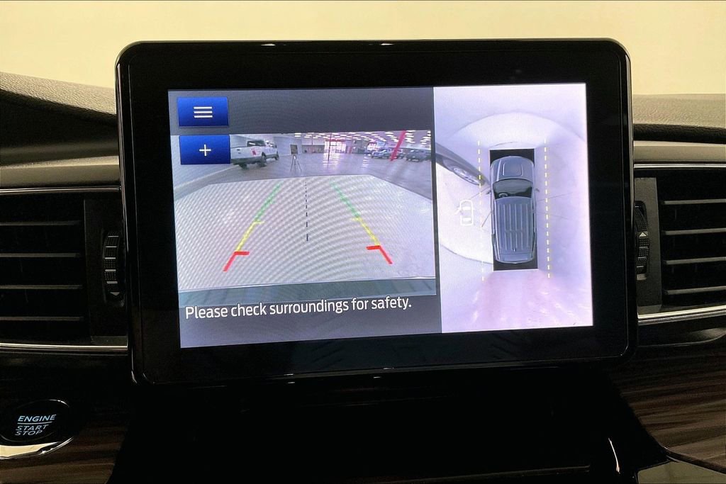 Used 2023 Ford Explorer Limited image 13