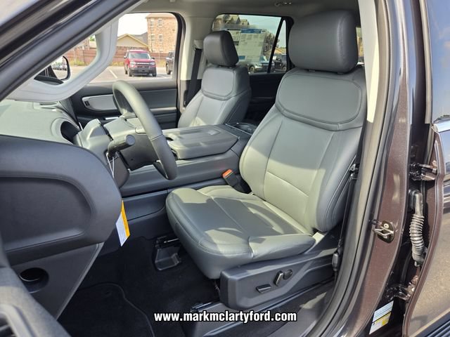 New 2026 Ford Expedition Active AWD/4WD image 8
