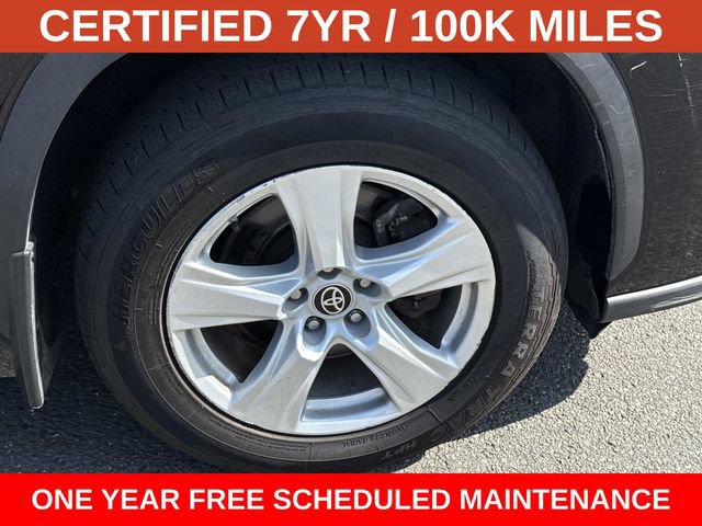 Used 2023 Toyota Highlander L AWD/4WD image 7