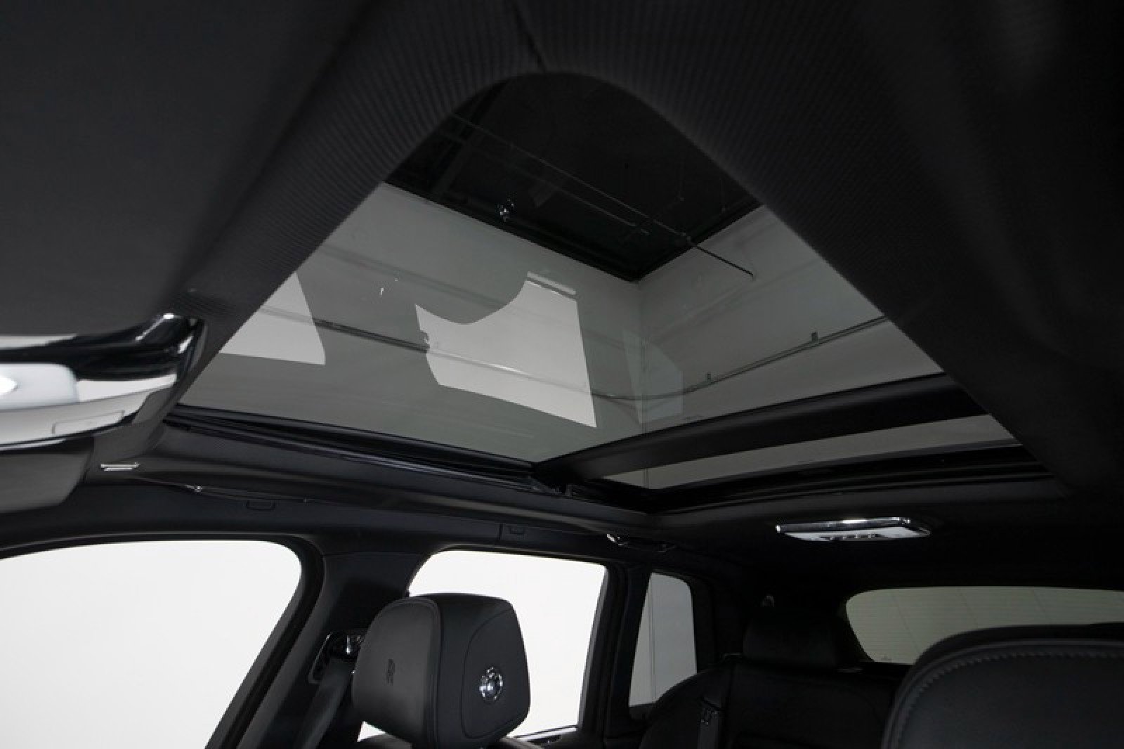 Used 2019 Rolls-Royce Cullinan image 41