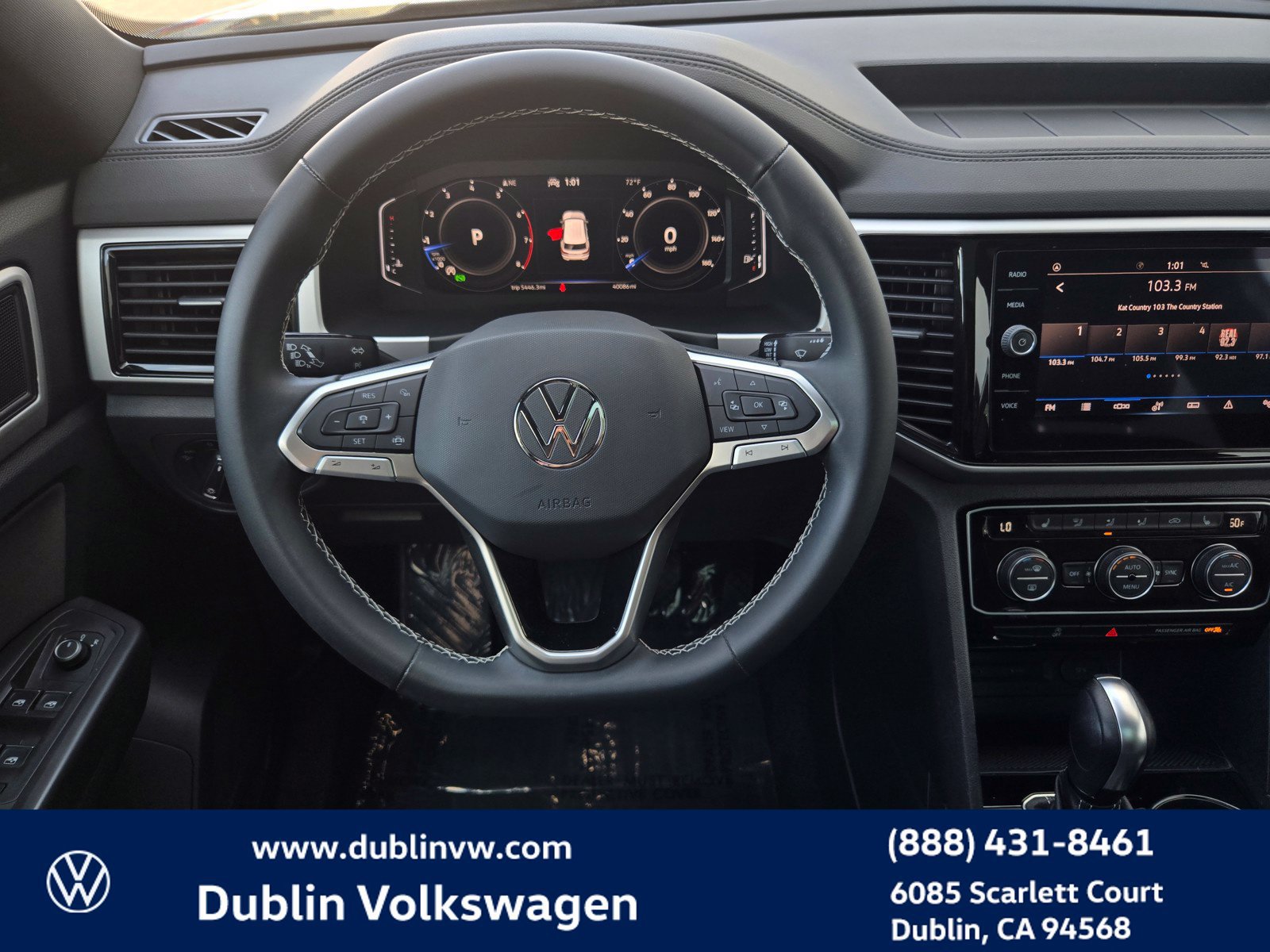 Certified 2022 Volkswagen Atlas Cross Sport SE FWD image 13