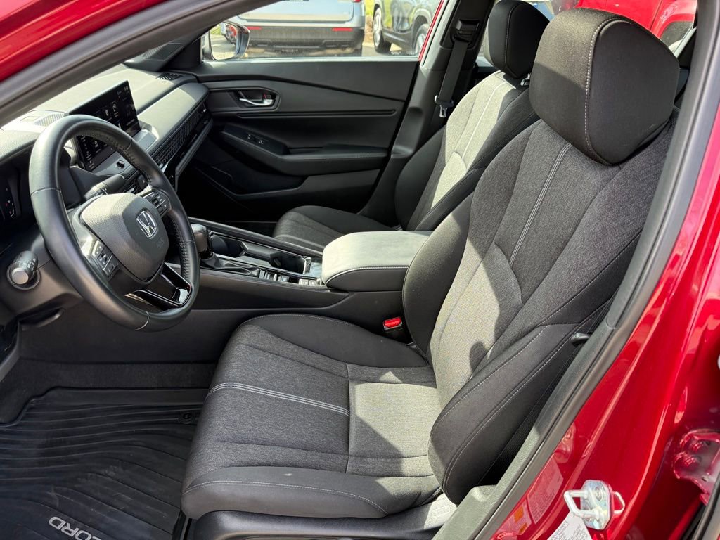 Used 2023 Honda Accord Sport image 12