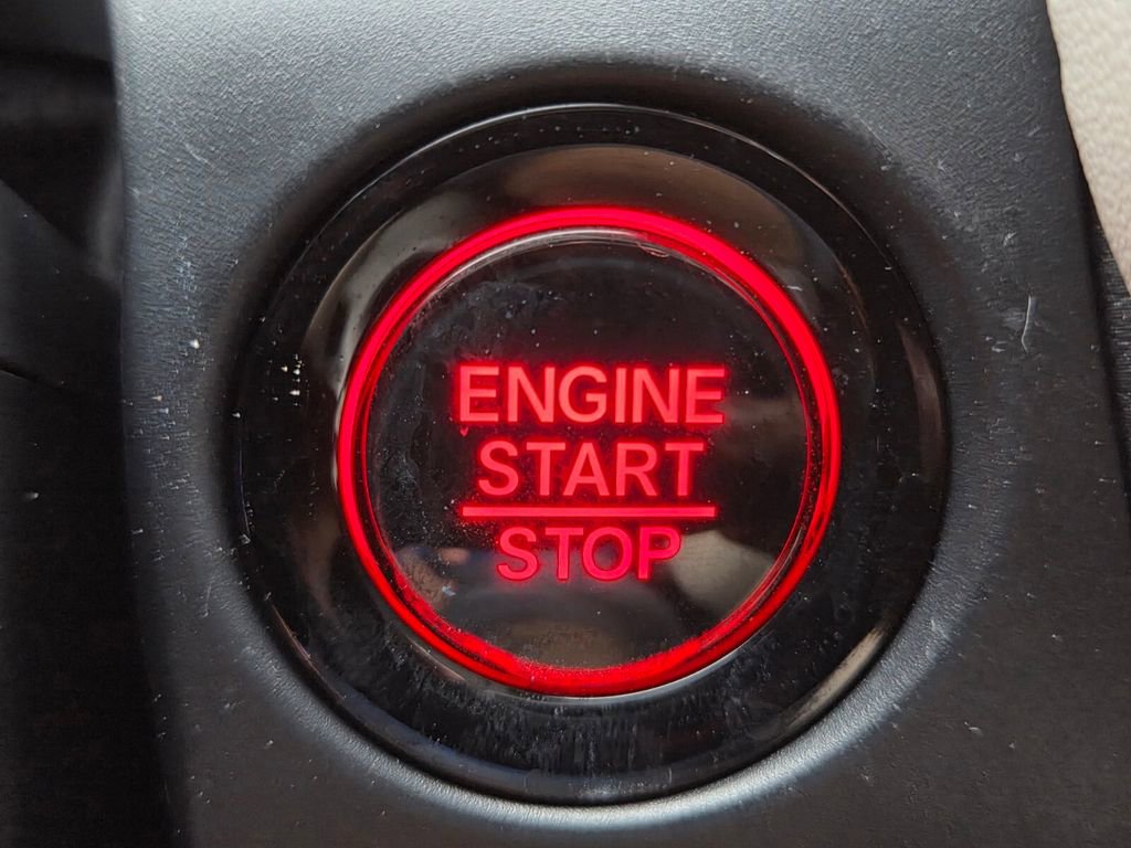 Certified 2024 Honda HR-V LX image 30