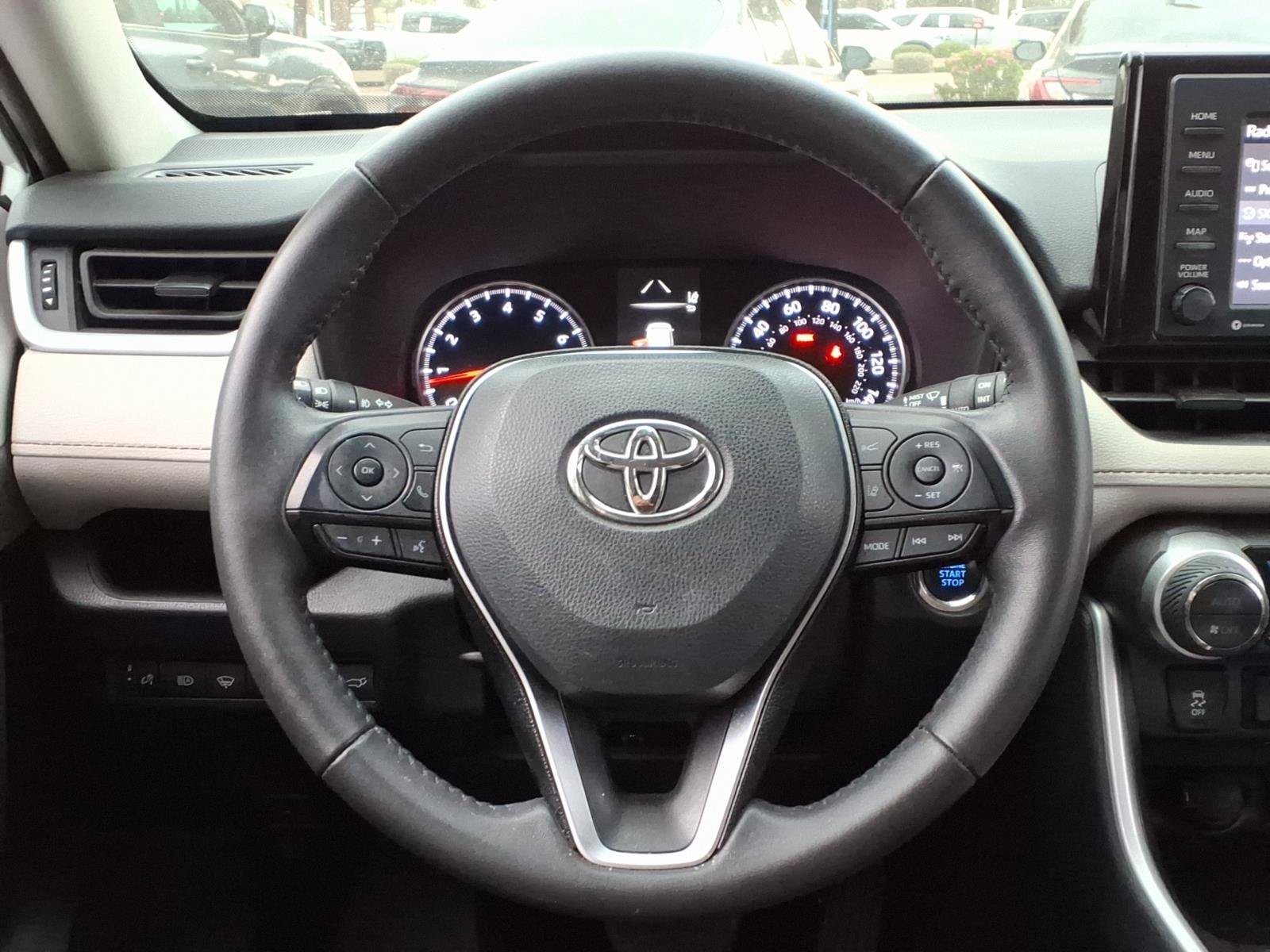 Certified 2021 Toyota RAV4 XLE w/ Convenience Package AWD/4WD image 12