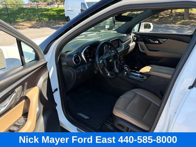 Used 2019 Chevrolet Blazer Premier w/ Sun and Wheels Package FWD image 11
