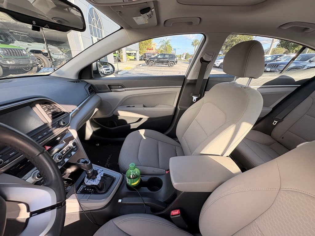 Used 2020 Hyundai Elantra Value Edition image 10