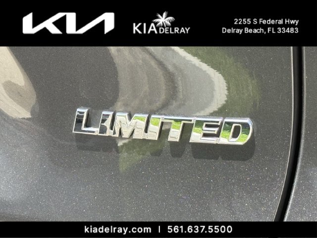 Used 2023 Toyota RAV4 Limited FWD image 10