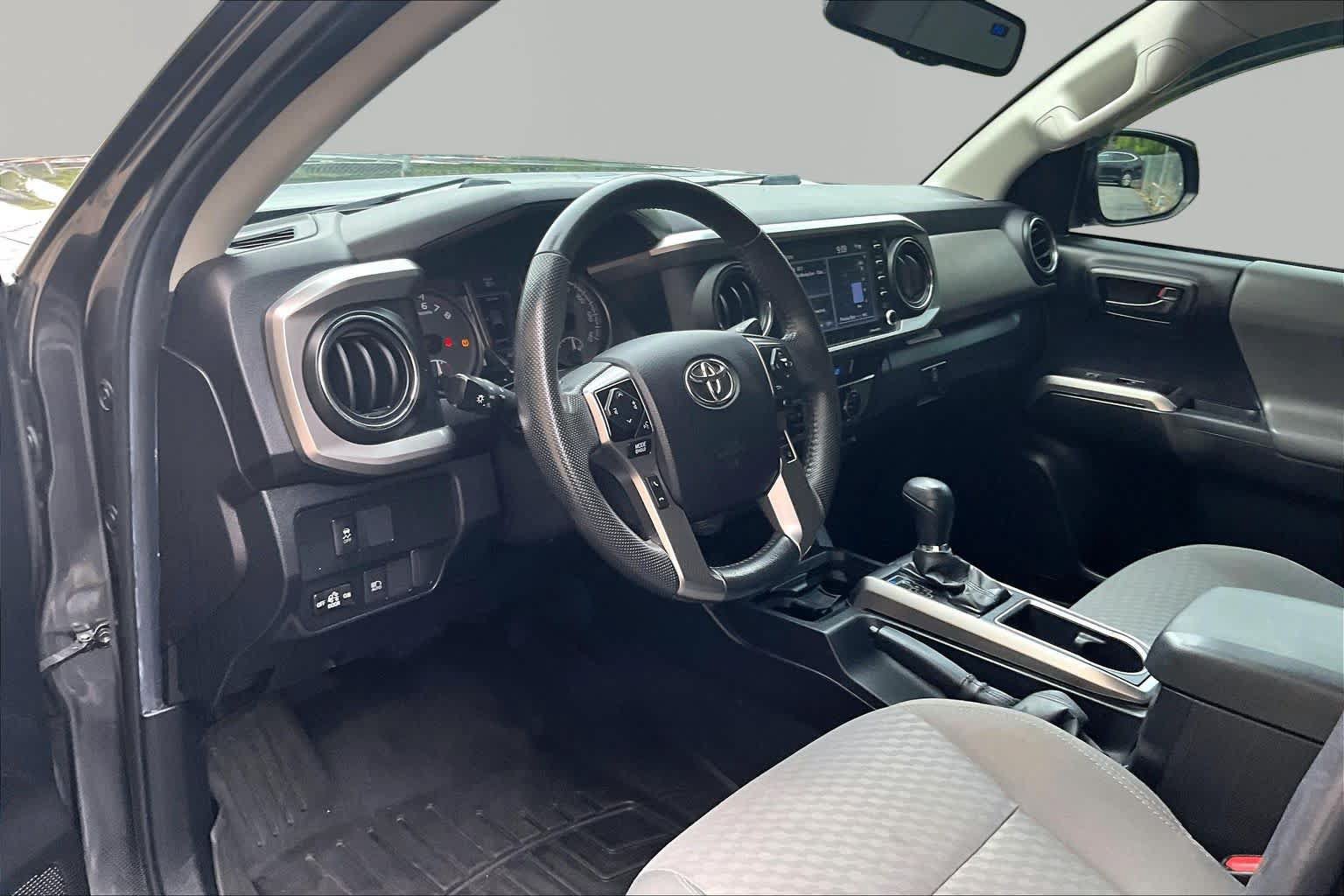 Certified 2022 Toyota Tacoma SR5 w/ Technology Package RWD image 18