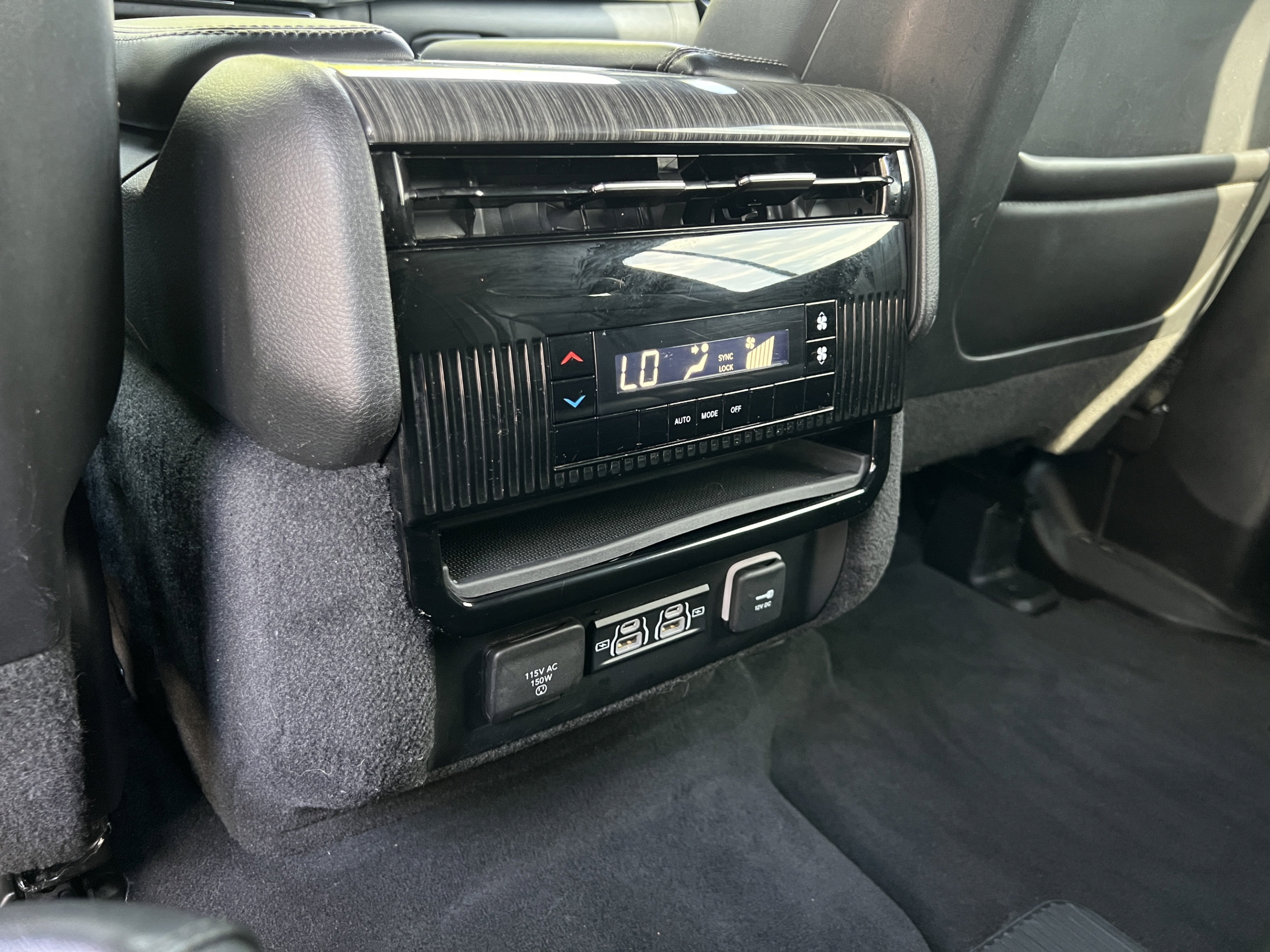 Used 2022 Jeep Wagoneer Series II w/ Premium Group I RWD image 25