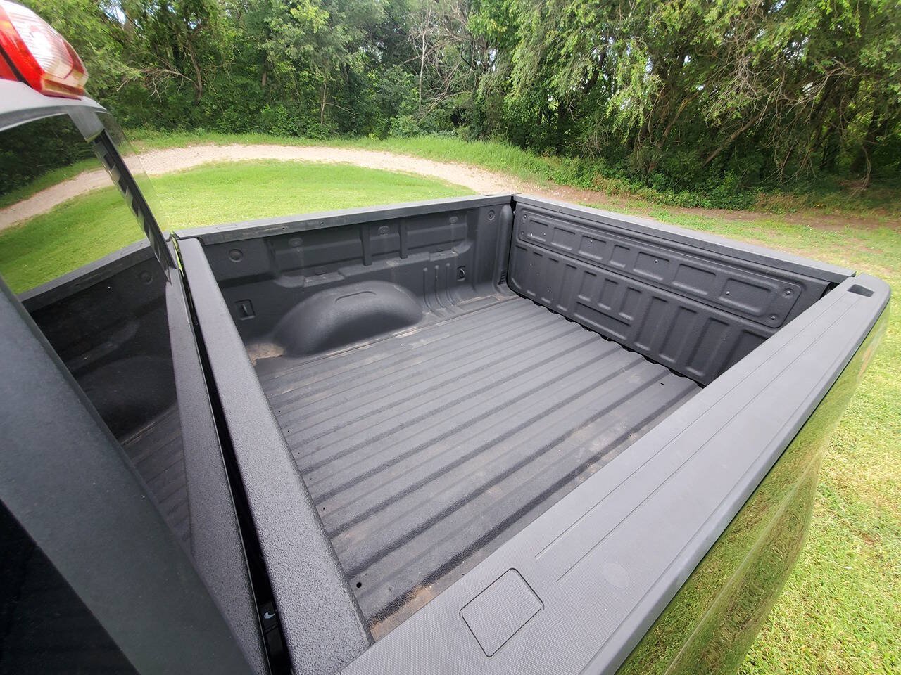 Used 2018 Chevrolet Colorado Z71 AWD/4WD image 10