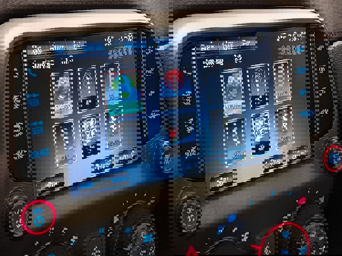 Used 2013 Chevrolet Camaro ZL1 image 30