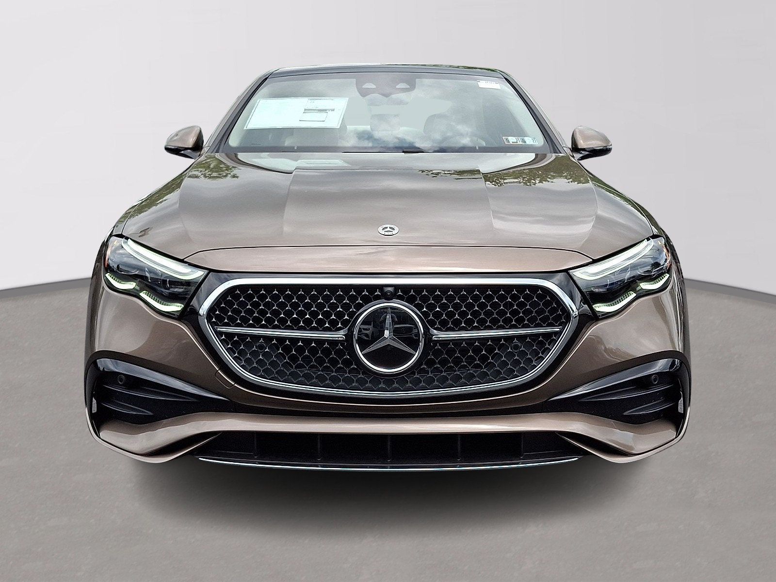 New 2026 Mercedes-Benz E 450 4MATIC Sedan image 2