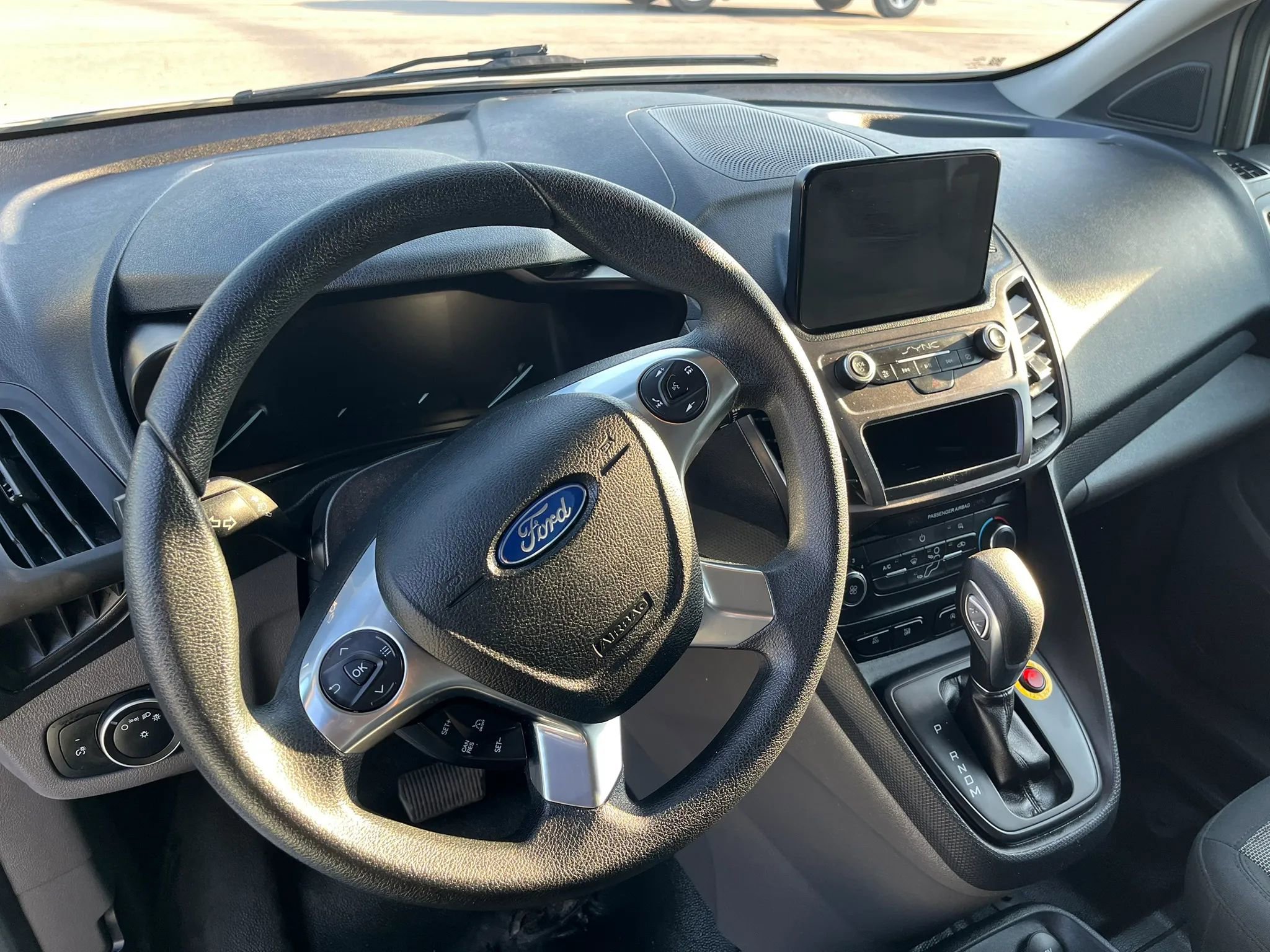 Used 2020 Ford Transit Connect XL image 14