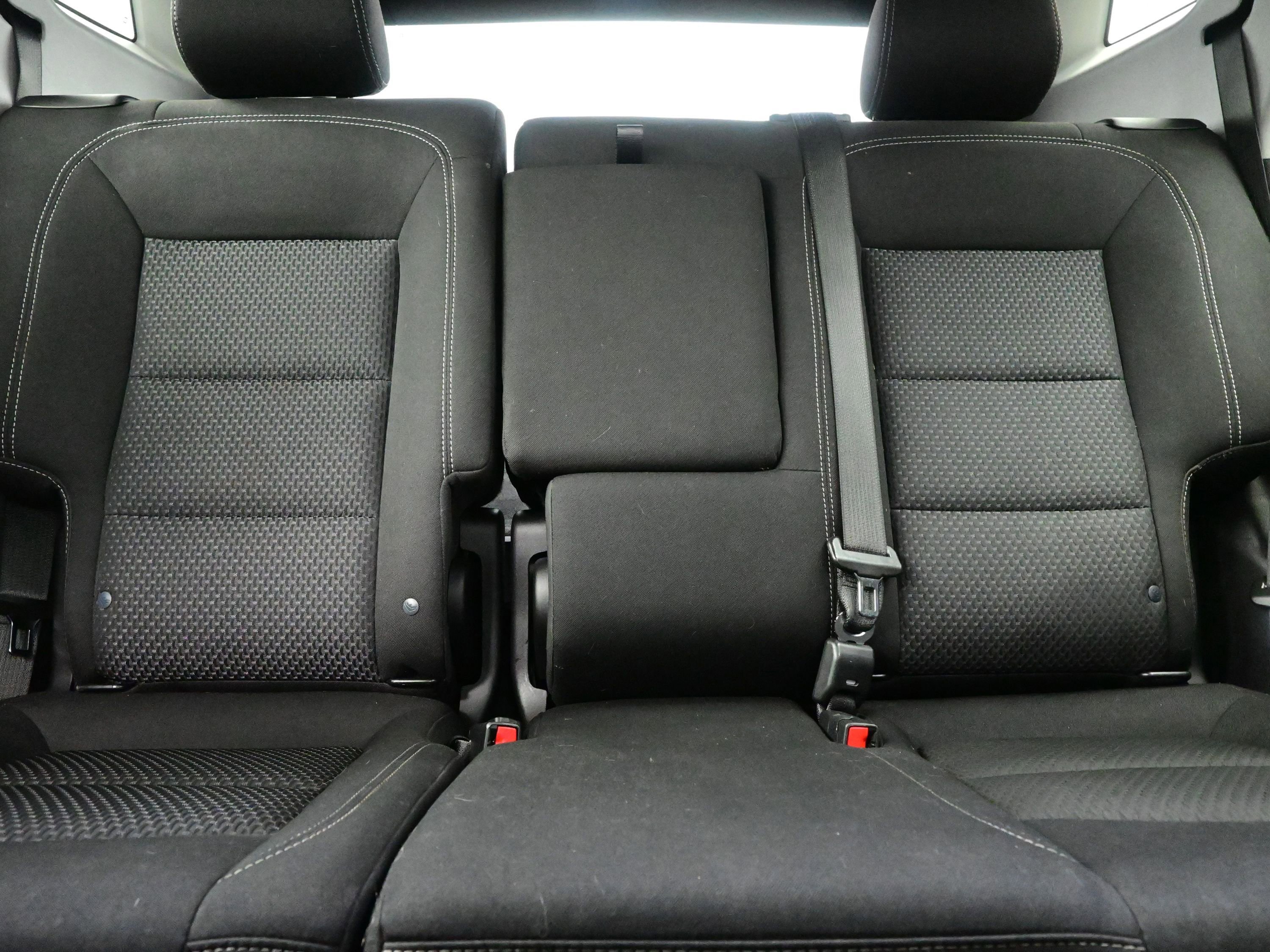 Used 2022 GMC Terrain SLE w/ Driver Convenience Package image 16