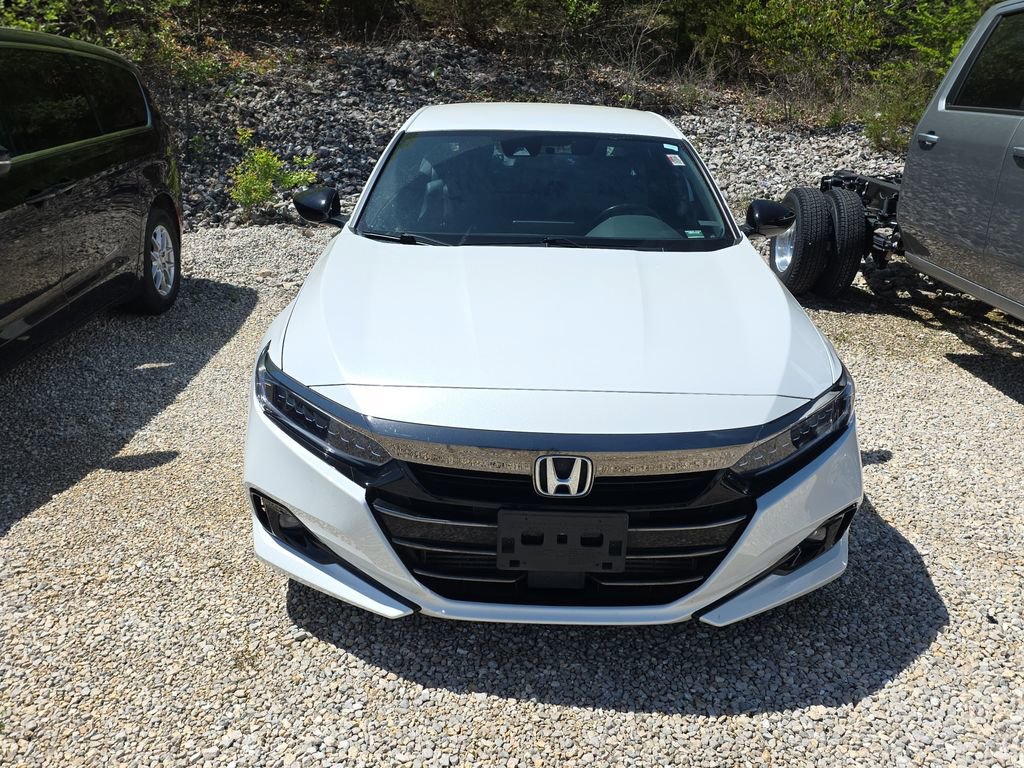 Used 2022 Honda Accord Sport image 2