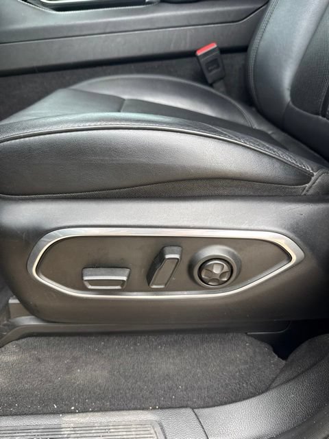 Used 2024 Jeep Wagoneer L Series II w/ Flexible Seating Group AWD/4WD image 21