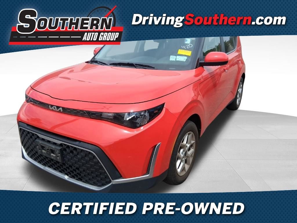 Used 2023 Kia Soul S image 1