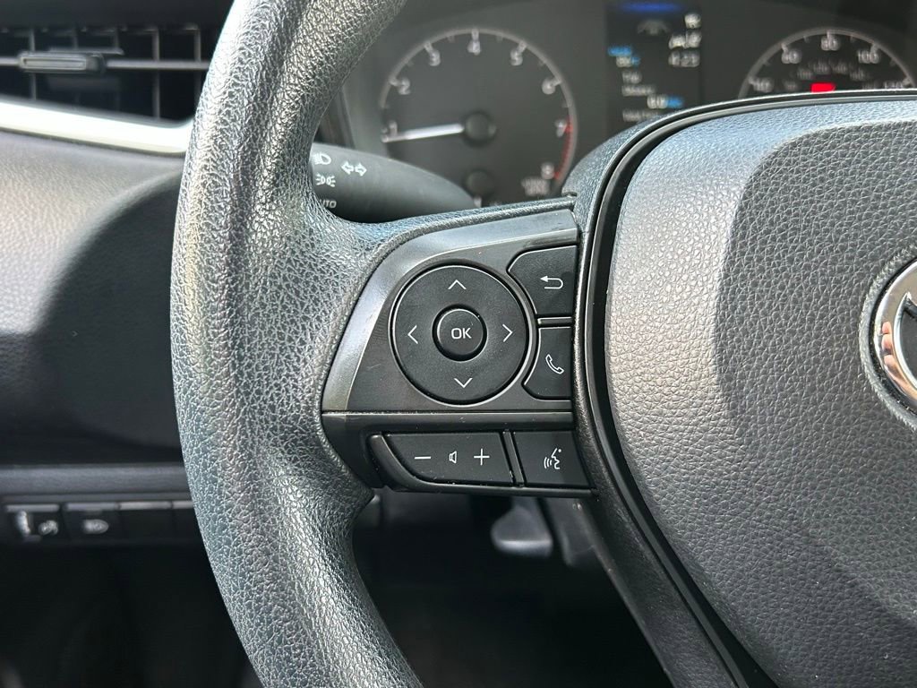 Used 2023 Toyota Corolla LE image 41