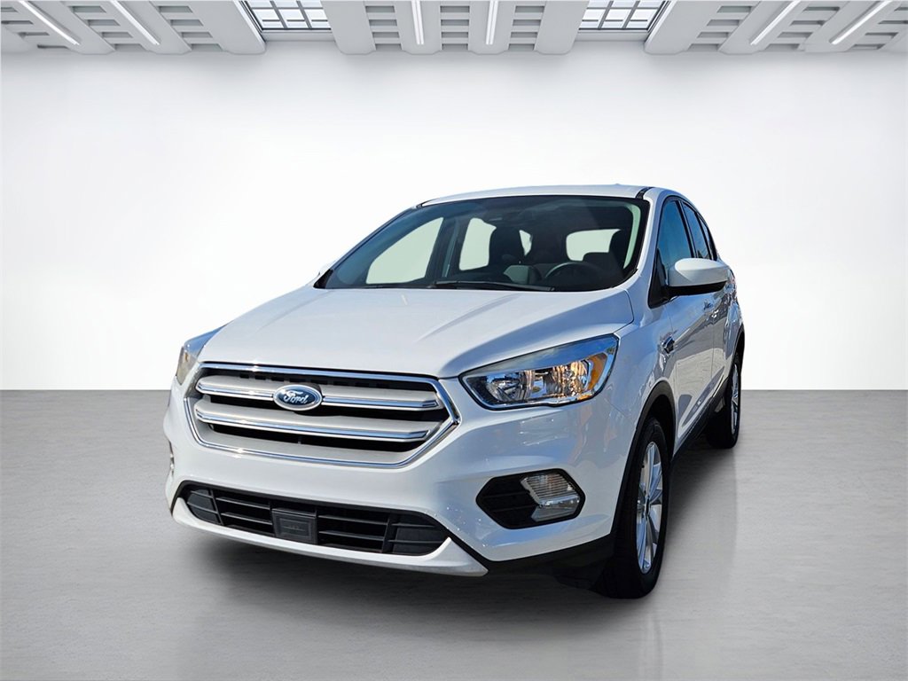 Used 2019 Ford Escape SE image 9