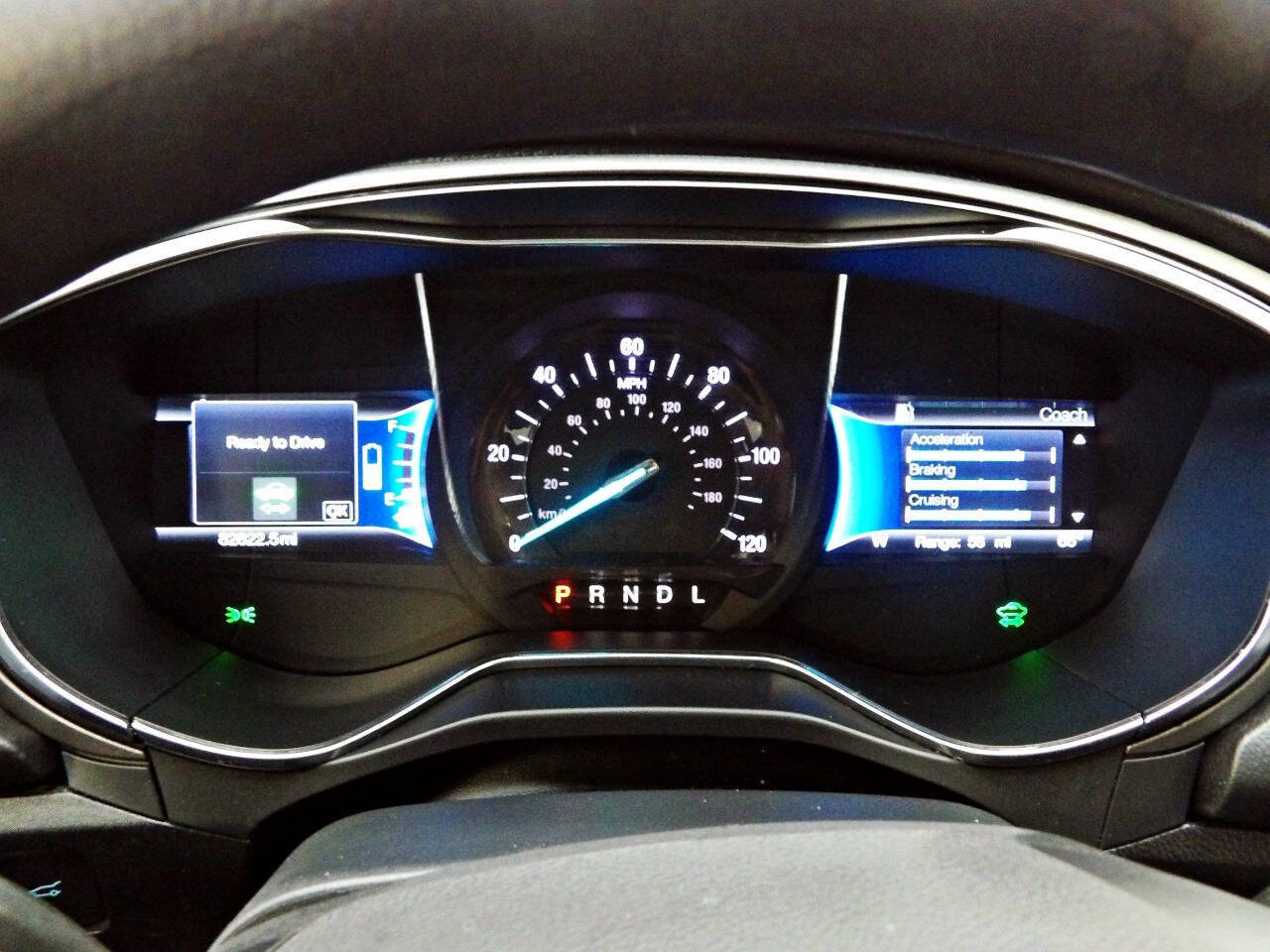 Used 2018 Ford Fusion SE image 15