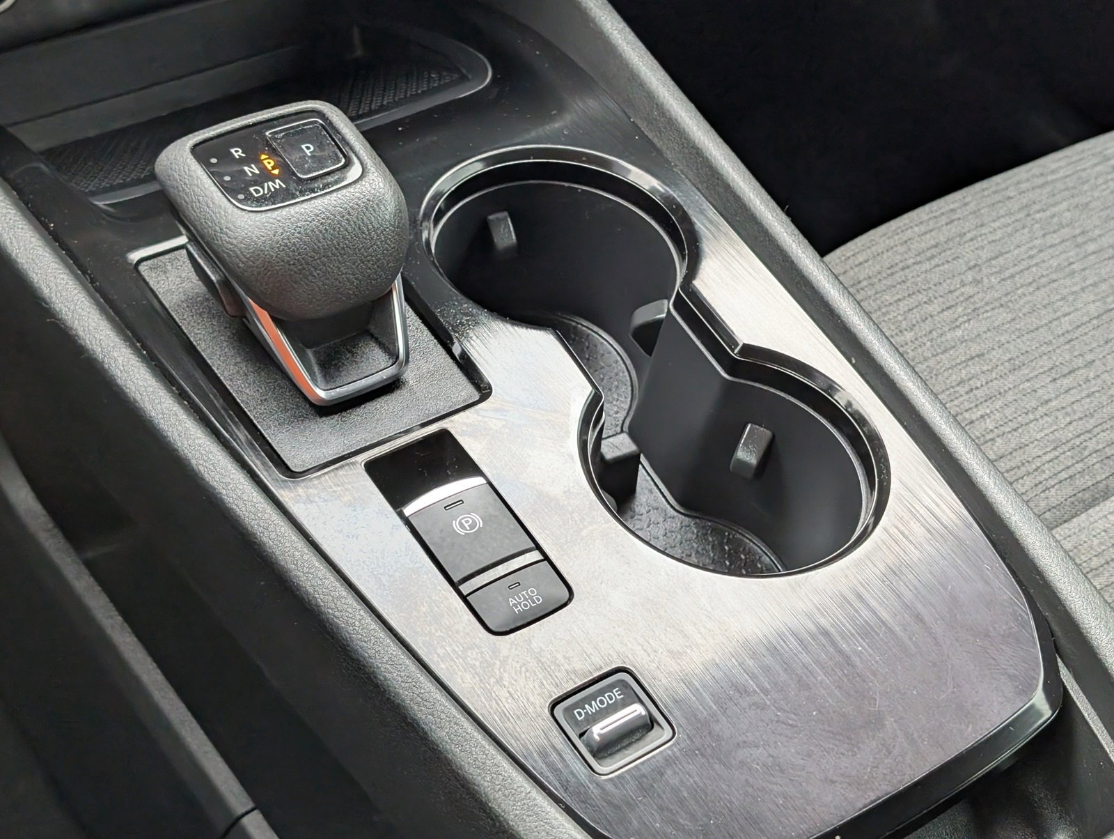 Used 2023 Nissan Rogue SV image 24