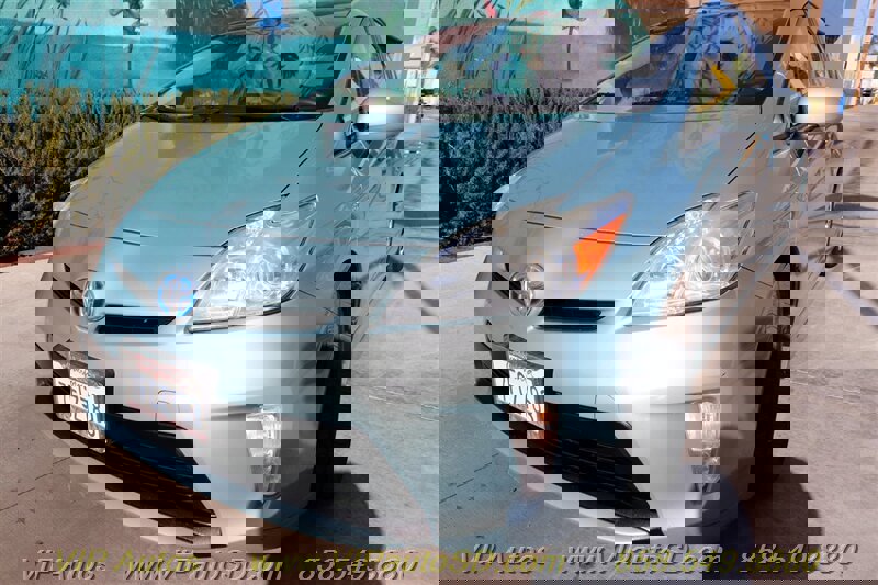 Used 2014 Toyota Prius Four w/ Solar Roof Package FWD image 30