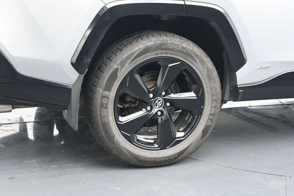 Used 2021 Toyota RAV4 XSE AWD/4WD image 10