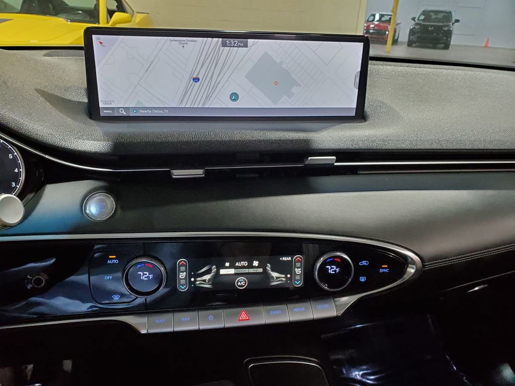 Used 2022 Genesis GV70 2.5T w/ Select Package image 30