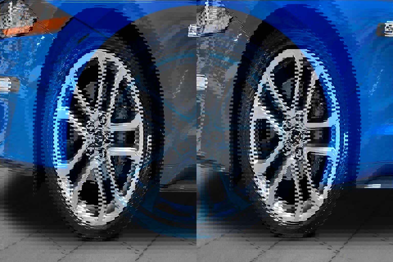 Used 2021 Ford Mustang GT Premium w/ Equipment Group 401A image 10