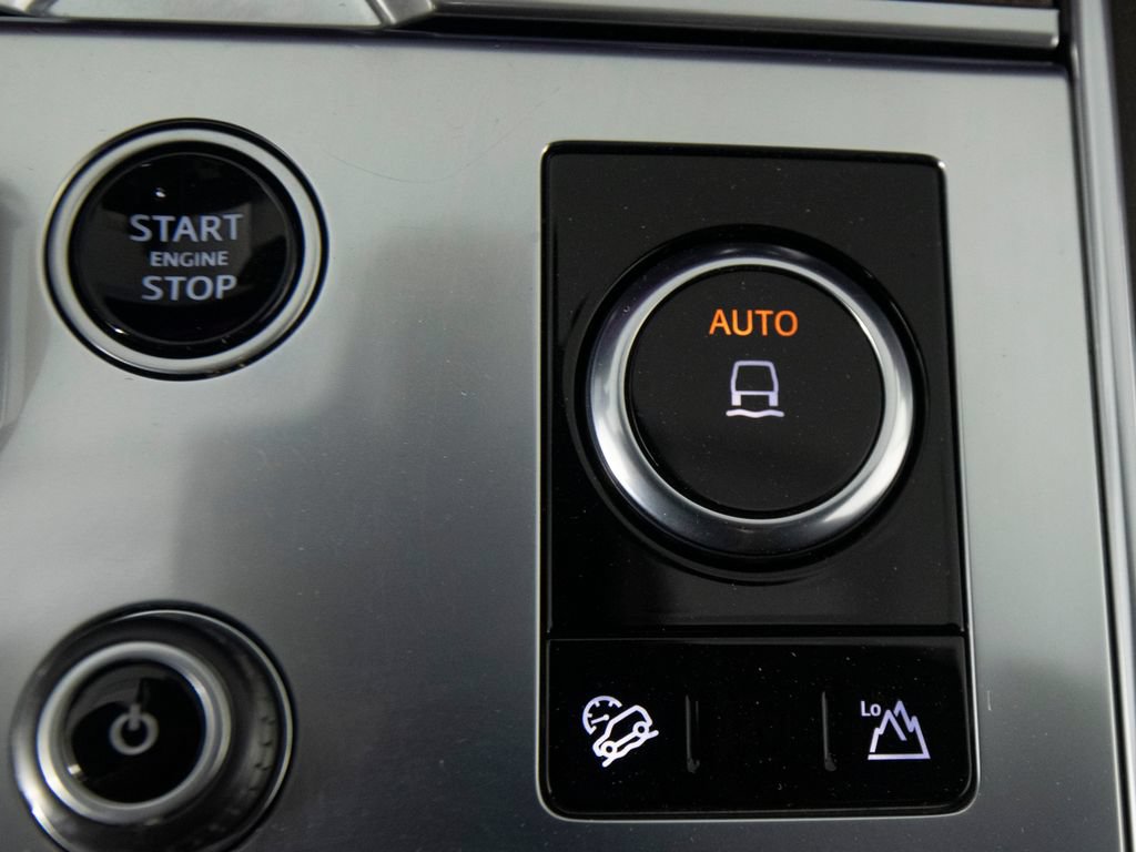 Used 2023 Land Rover Range Rover SE AWD/4WD image 28