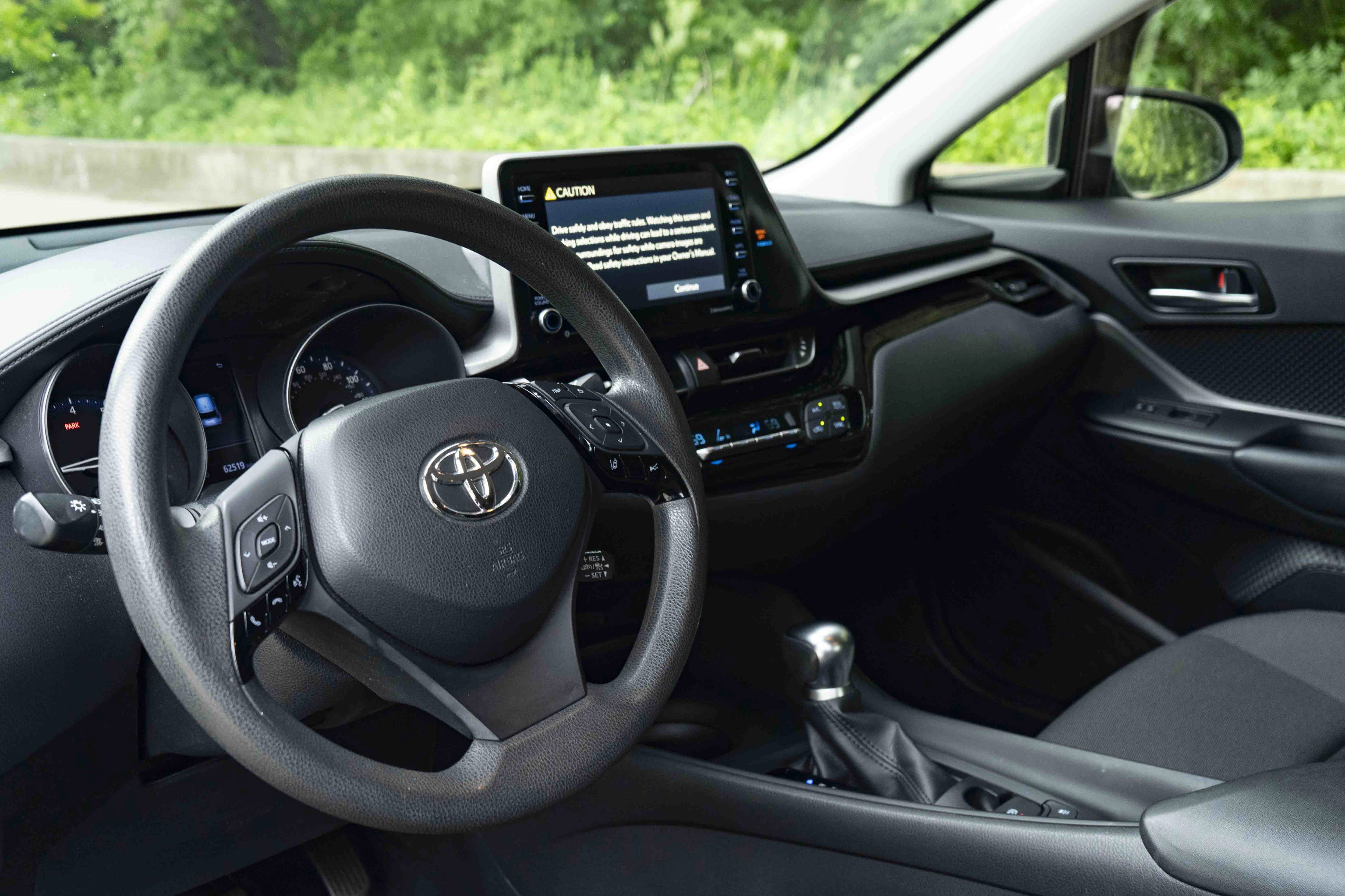 Used 2020 Toyota C-HR LE FWD image 13
