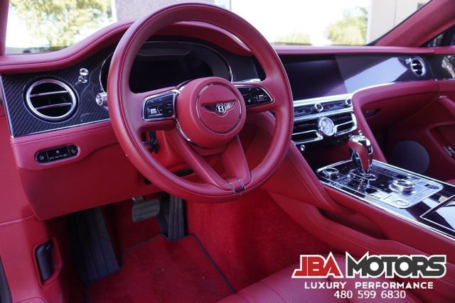 Used 2023 Bentley Flying Spur Plug-In Hybrid AWD/4WD image 5