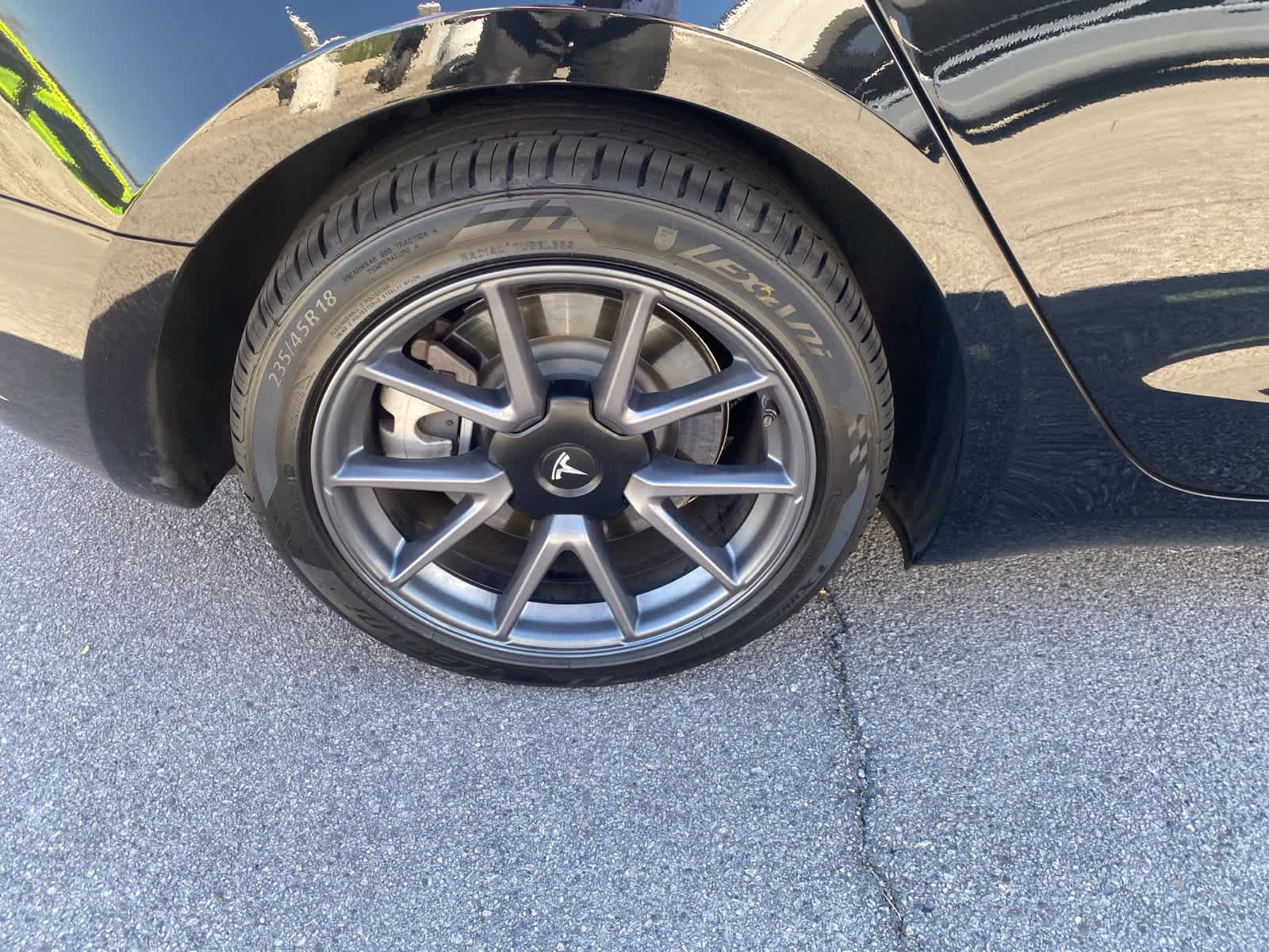 Used 2023 Tesla Model 3 Standard Range RWD image 5