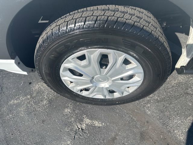 Used 2023 Ford Transit 350 XLT image 25