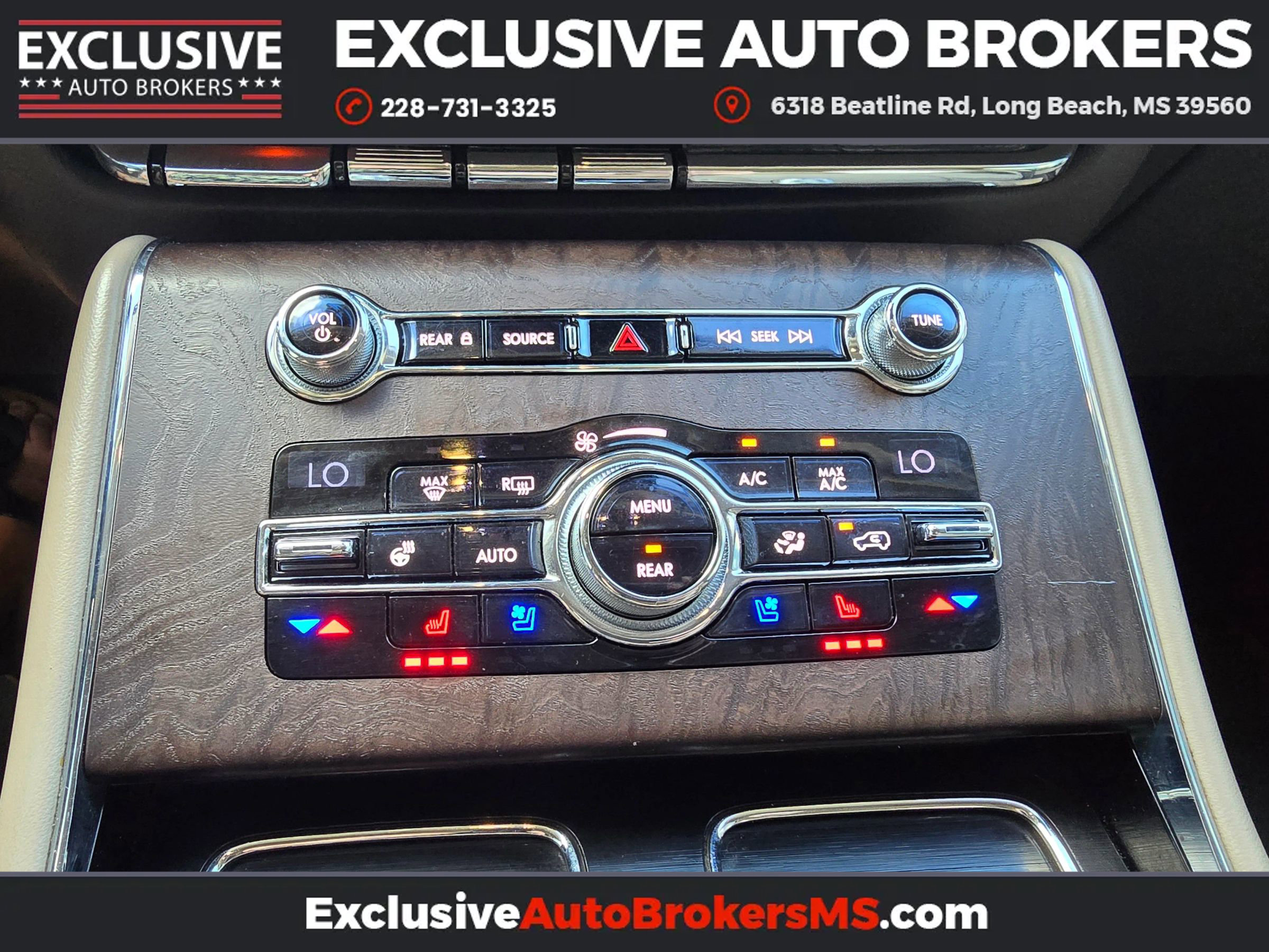 Used 2020 Lincoln Aviator Reserve w/ Equipment Group 201A image 38