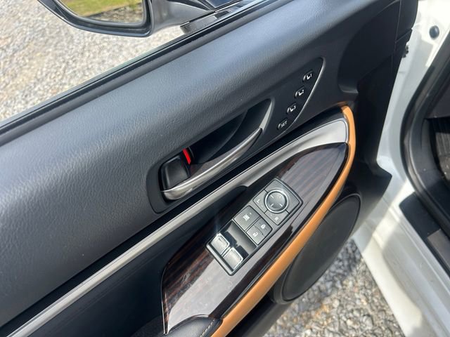 Used 2024 Lexus RC 300 w/ Premium Package image 11