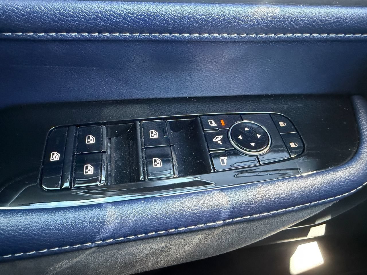 New 2027 INFINITI QX80 Sensory AWD/4WD image 13