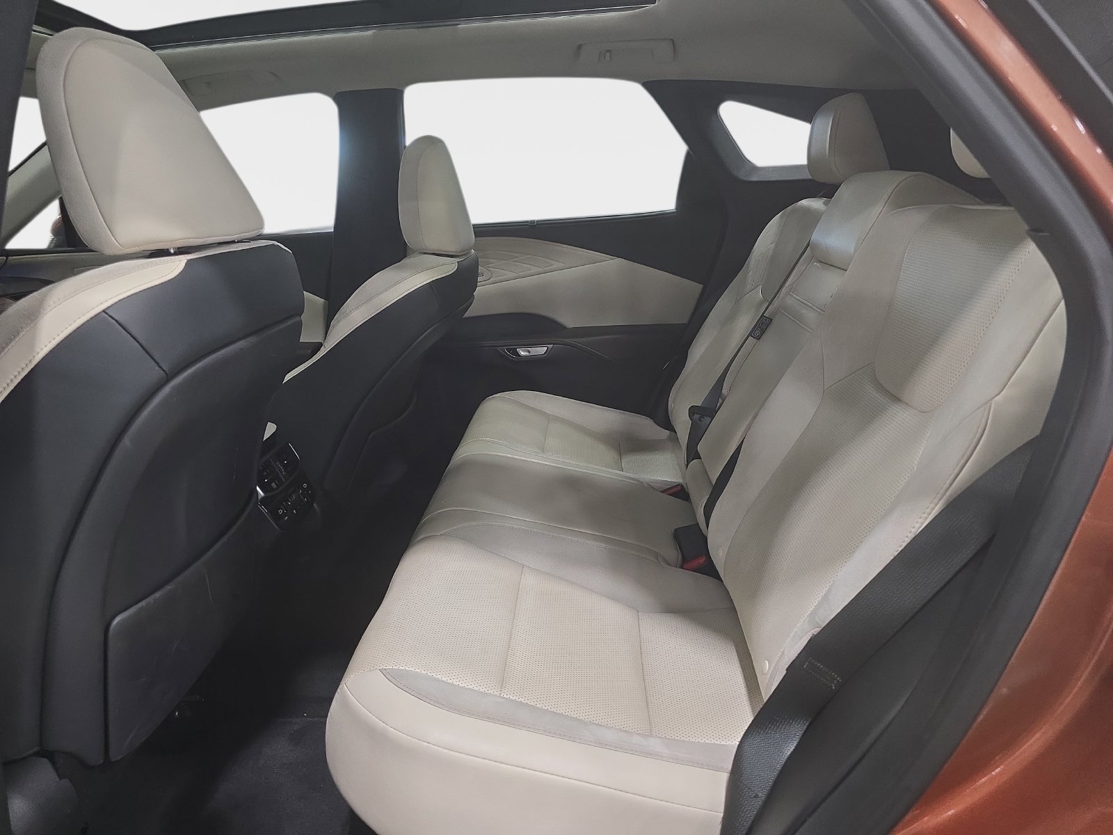 Used 2024 Lexus RX 350 FWD w/ Convenience Package image 26