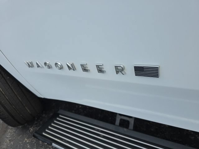 Used 2024 Jeep Wagoneer Series III w/ Premium Group I AWD/4WD image 61