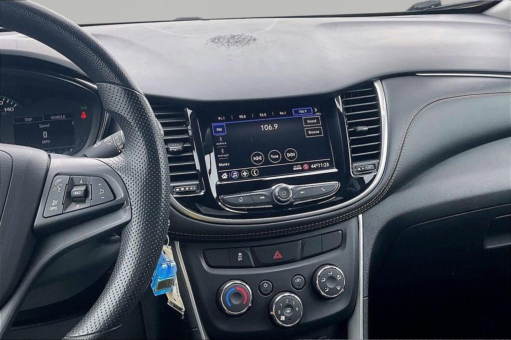 Used 2021 Chevrolet Trax LT image 11