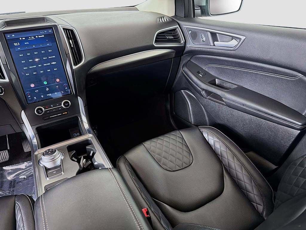 Used 2024 Ford Edge Titanium AWD/4WD image 28