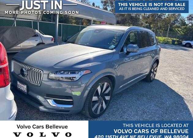 Certified 2023 Volvo XC90 T8 Ultimate w/ Lounge Package