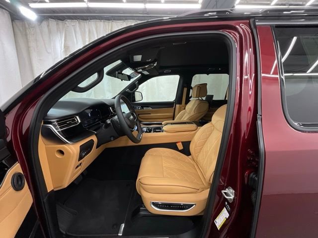 New 2026 Jeep Grand Wagoneer Summit AWD/4WD image 10