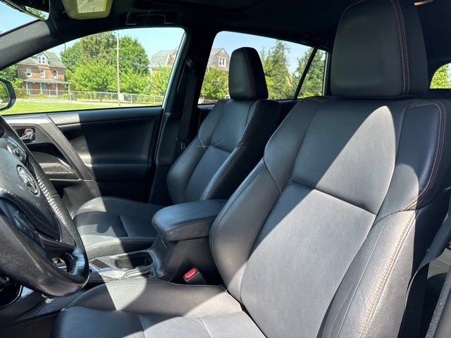 Used 2017 Toyota RAV4 SE w/ Power Extra Value Package AWD/4WD image 14
