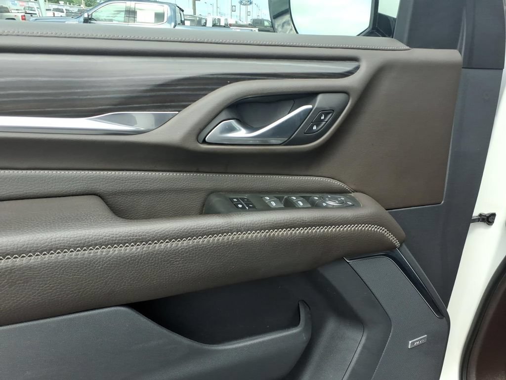 Used 2022 GMC Yukon XL Denali RWD image 19