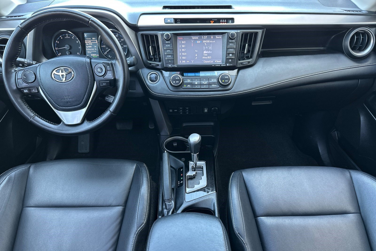 Used 2017 Toyota RAV4 Limited w/ Advanced Technology Package FWD image 15