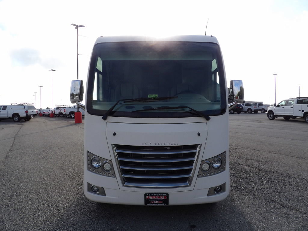 Used 2017 Ford E-450 and Econoline 450 Super Duty w/ A/C Prep Package RWD image 12