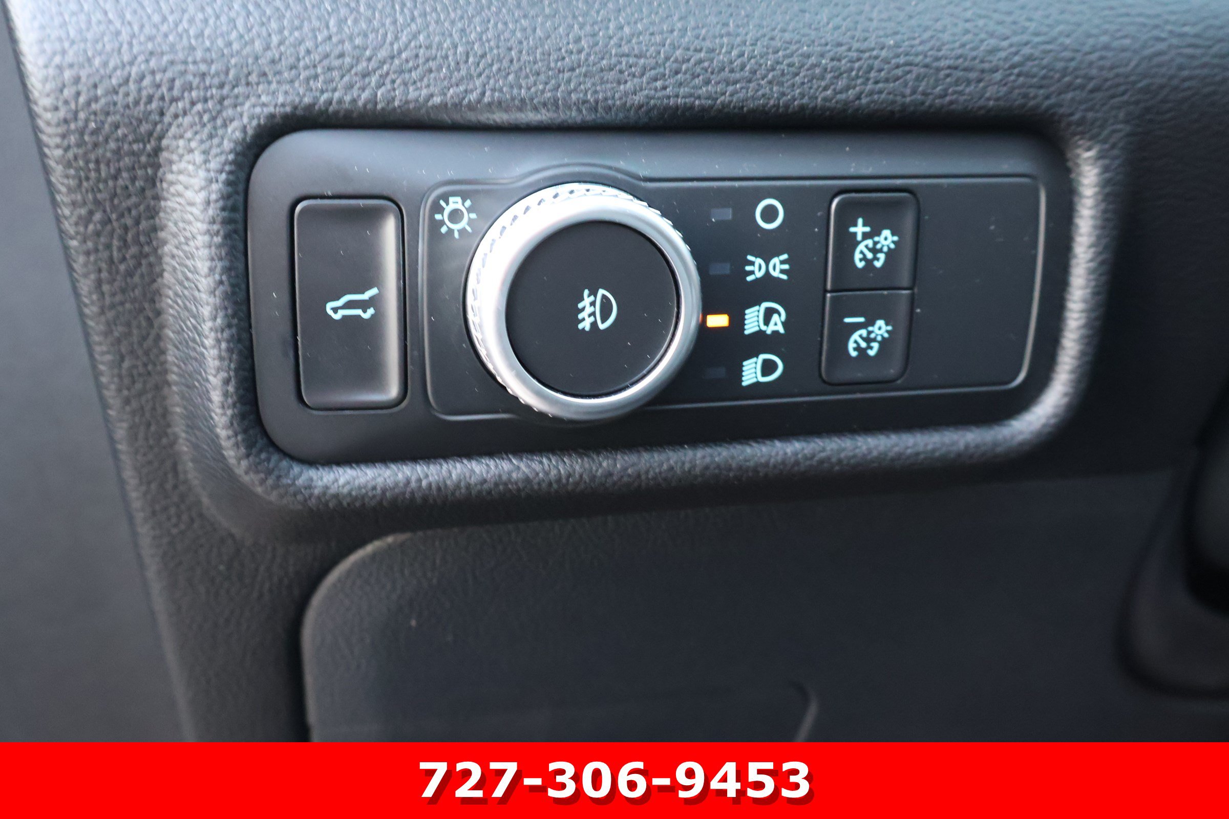 Used 2022 Ford Explorer ST w/ Equipment Group 401A AWD/4WD image 24