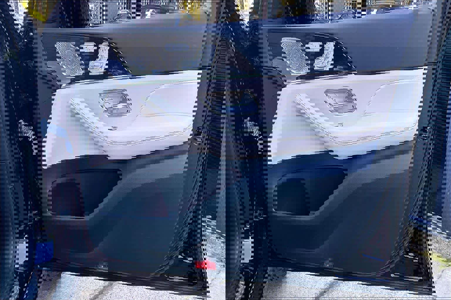 Used 2024 Mercedes-Benz GLE 350 4MATIC image 22