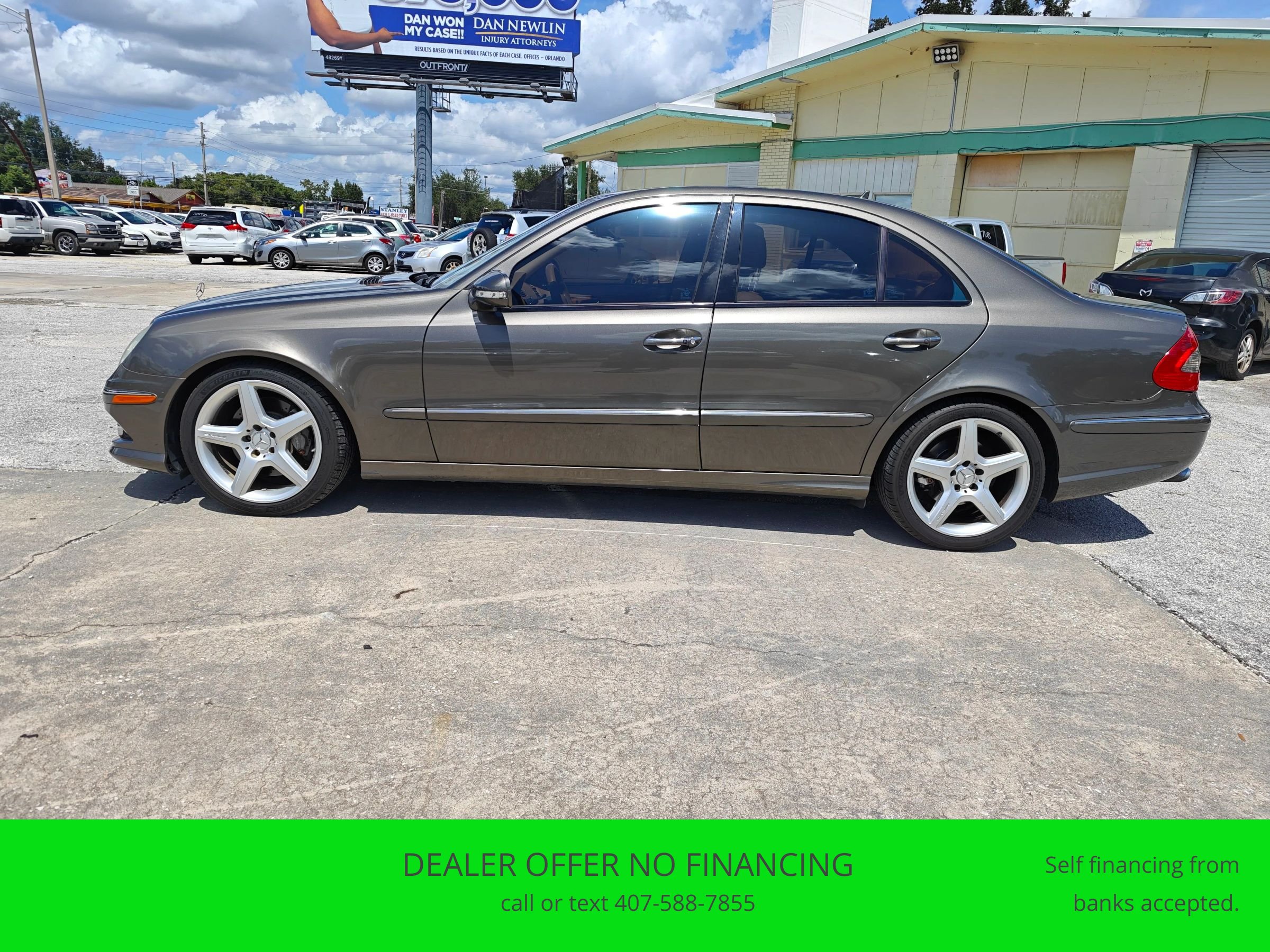 Used 2009 Mercedes-Benz E 350 Sedan image 2